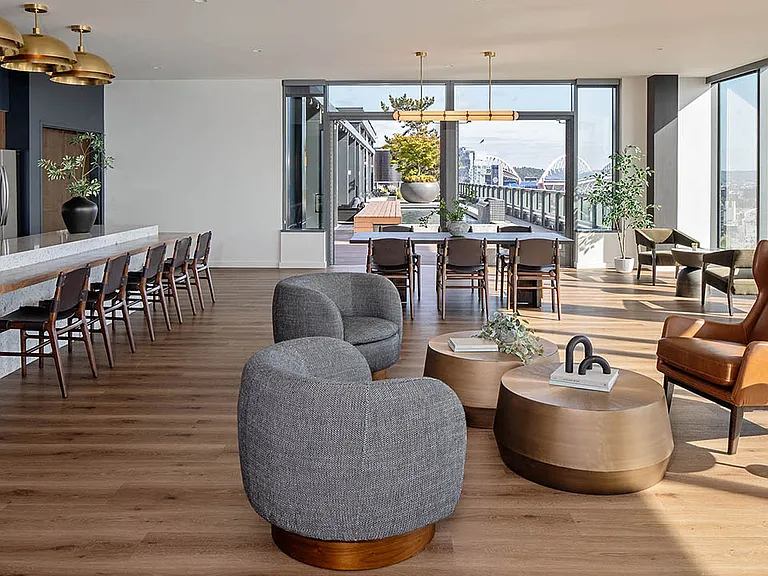 Apartment community Sky Lounge at Griffis Seattle Waterfront in Seattle, Washington.