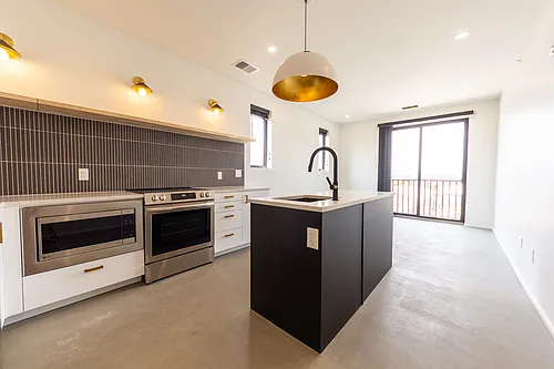 434 Santa Fe Dr #302 Photo 1