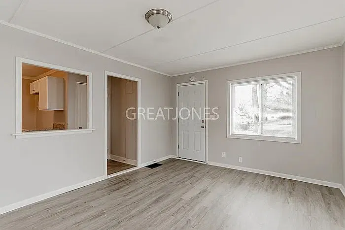 2 bed, 1.0 bath, 854 sqft, $1,197 — Photo 4