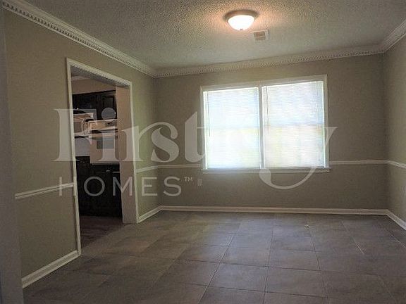 4th image of 8601 Thorncliff Fairway