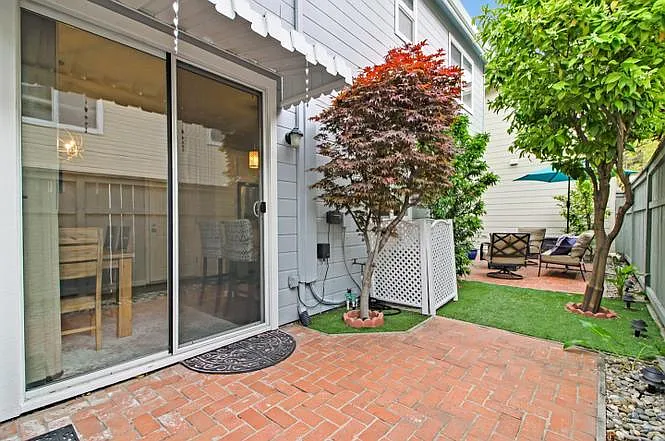 6043 Buffett Pl — Photo 38