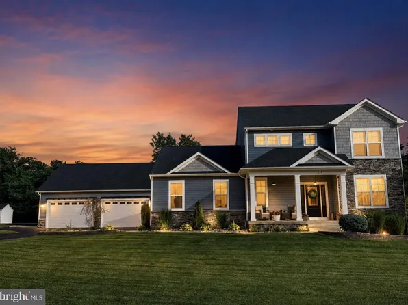 215 Saddle Ridge Ln, Fredericksburg, VA 22406