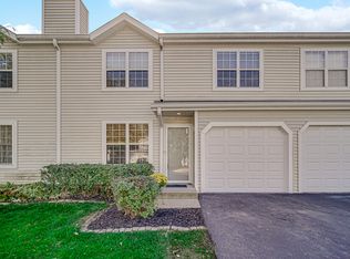 535 Normandie Ln UNIT 535, Round Lake, IL 60073