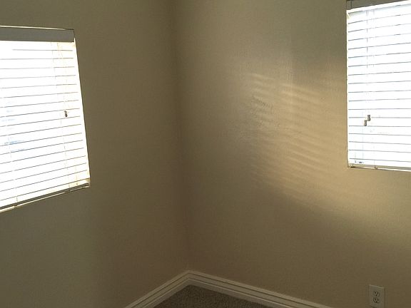 4th image of 1397 W Pacific Ave