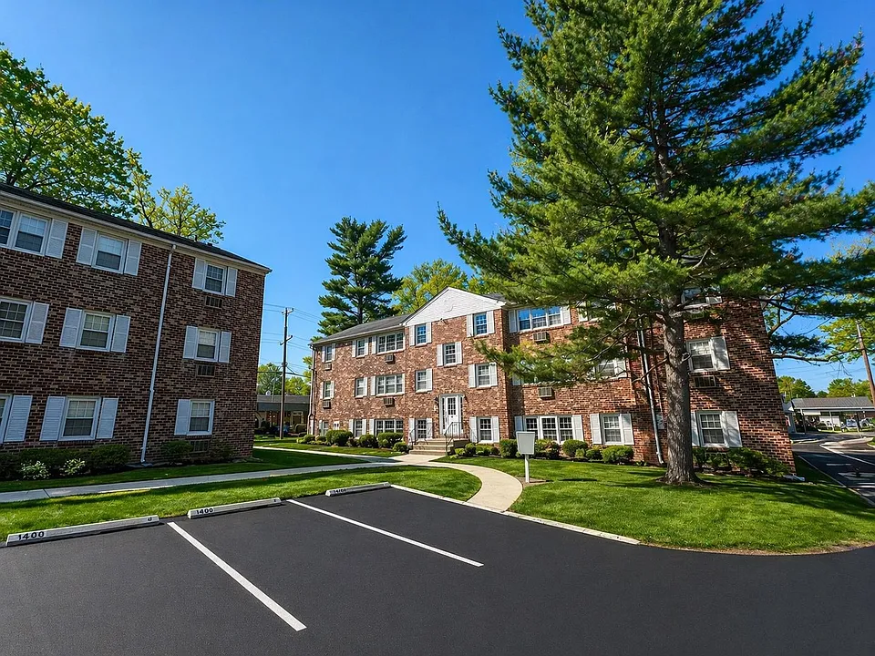 Moser Gardens Apartments
