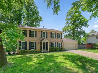 5 Leonard Ct, Rockville, MD 20850