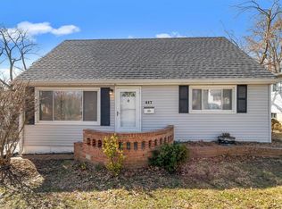 417 Rosedale Ter, Ballwin, MO 63021