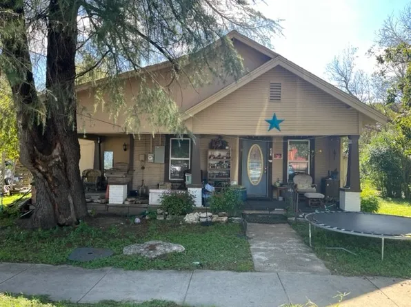 303 W 1st St, Hico, TX 76457