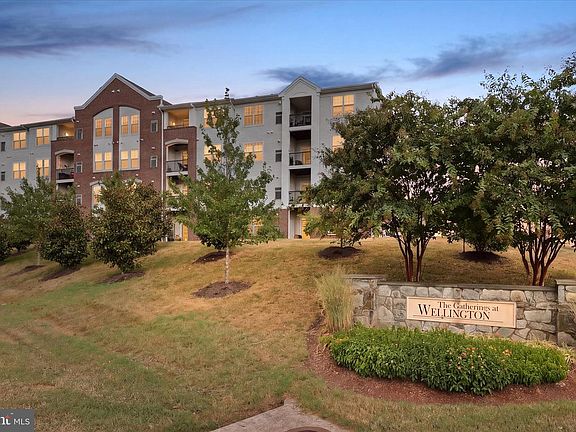 3rd image of 9204 Charleston Dr Unit 303