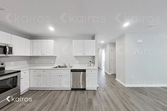 158 Cottage Grove Rd — Photo 8