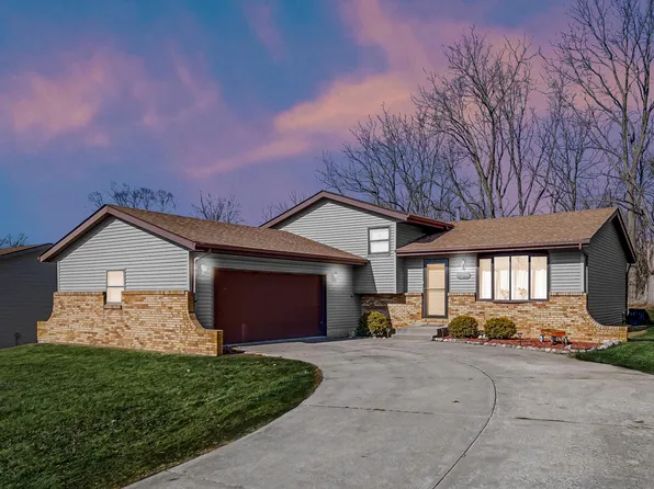 407 Aspen St, Hebron, IN 46341