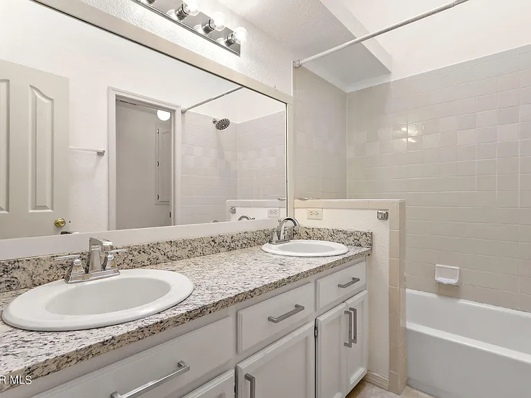 6763 Dakota Ridge Dr — Photo 25