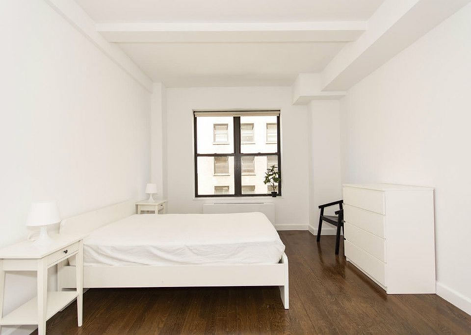 1st image of 212 W 91st St APT 738