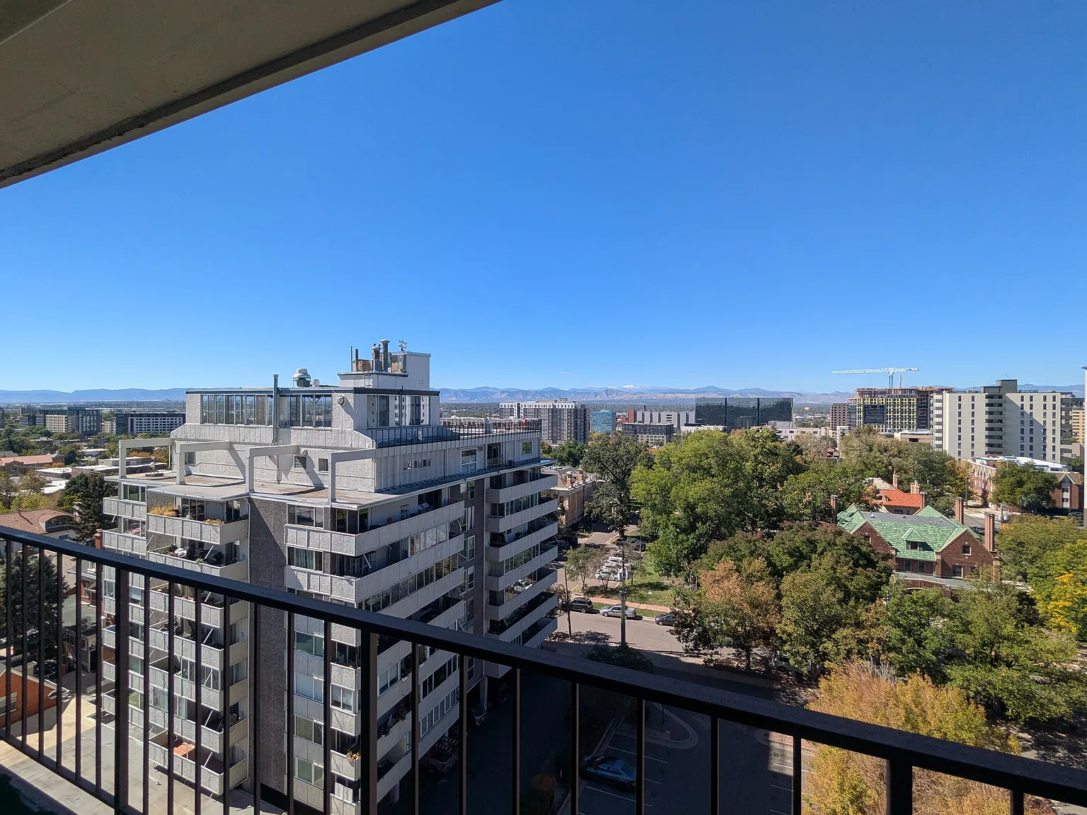 1 bed, 765 sqft, $1,800 — Photo 3