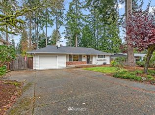 1037 Fir Park Ln, Fircrest, WA 98466