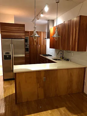 Rented by Urban Real Estate Property Group Inc | media 14