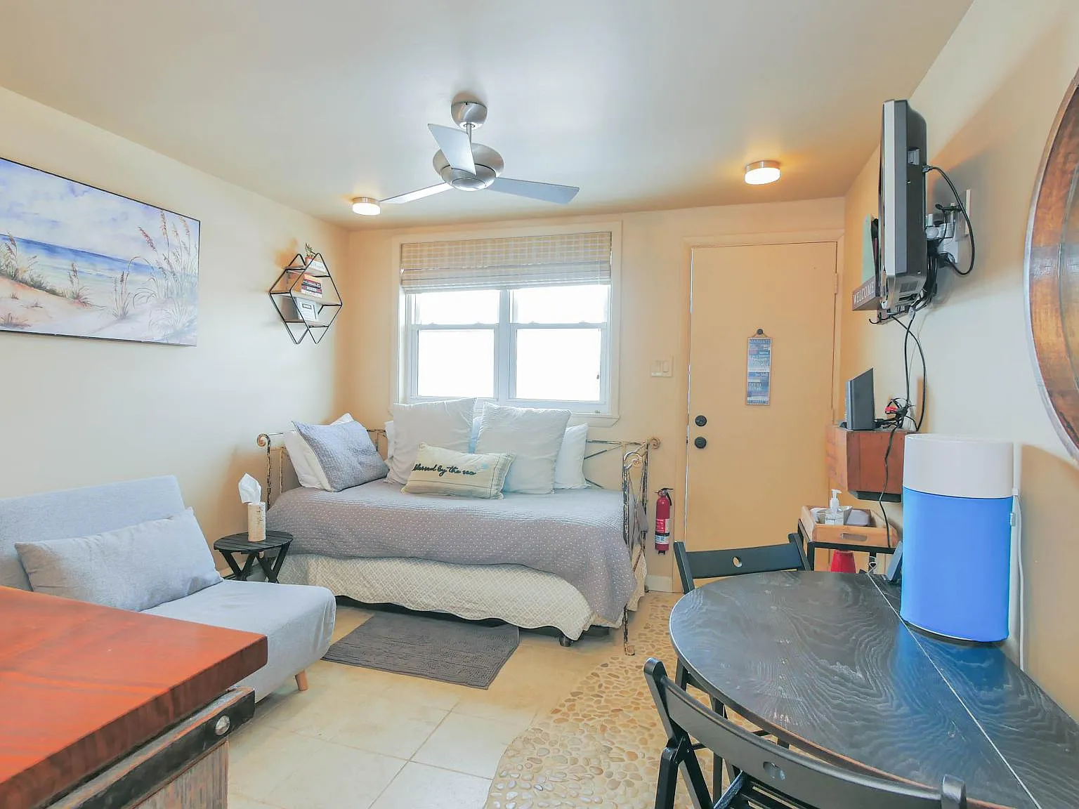 Studio, $1,150 — Photo 4