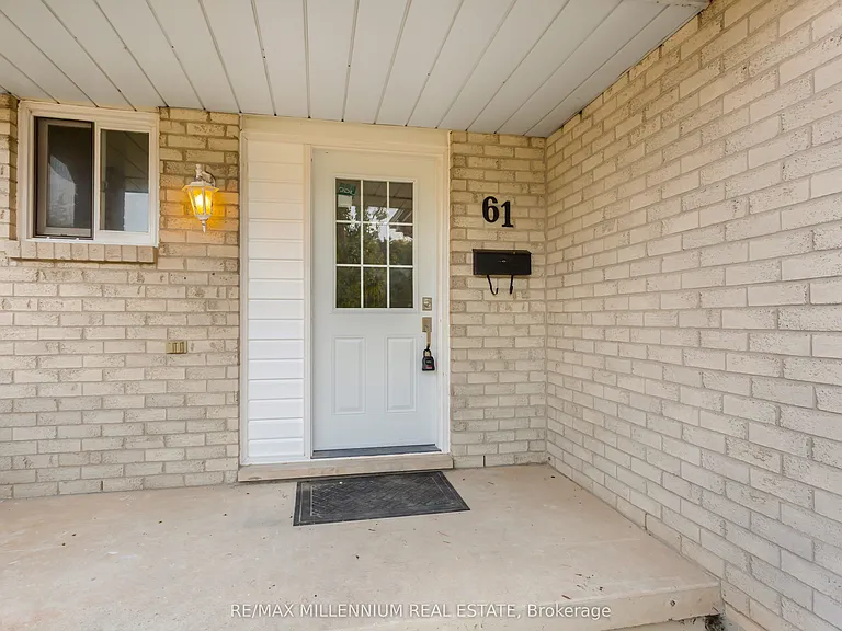 61 Mistywood Dr #UPPER — Photo 4