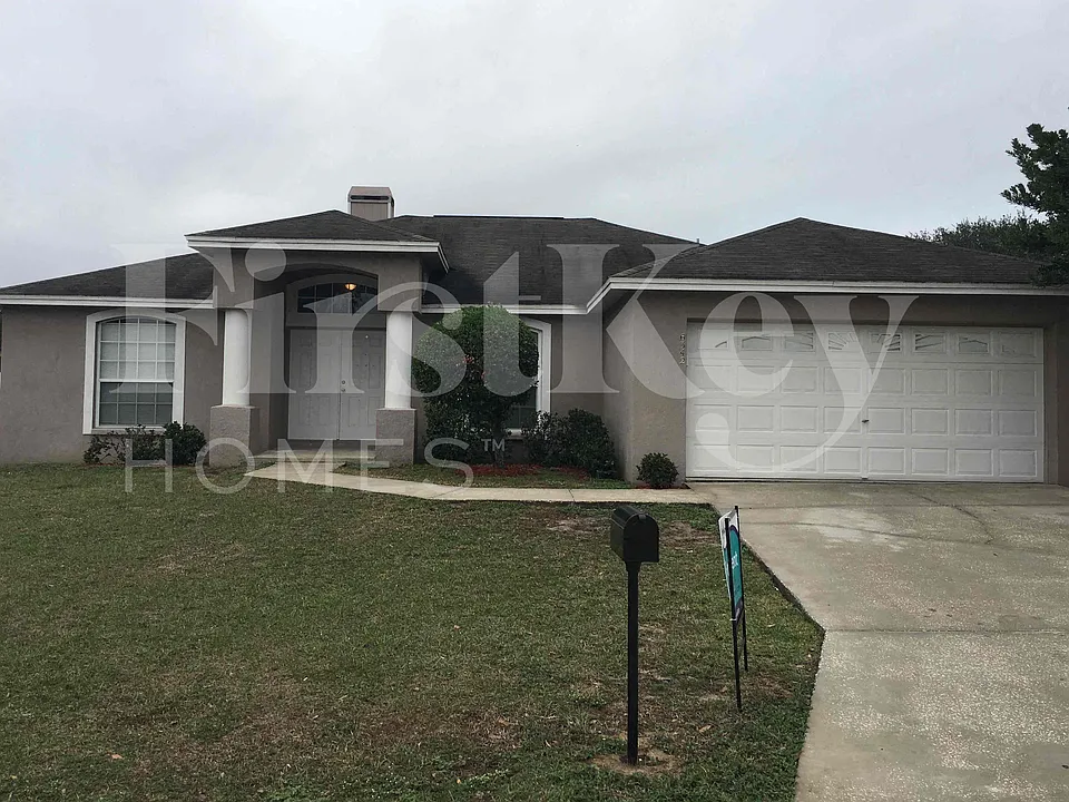 6342 Hampton Pointe Cir