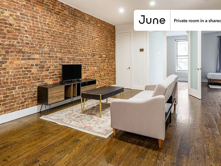 1131 Broadway #B — Photo 11