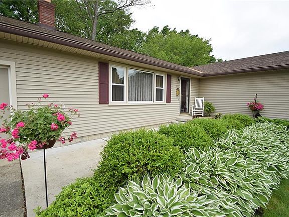 3rd image of 2820 Hamman Dr
