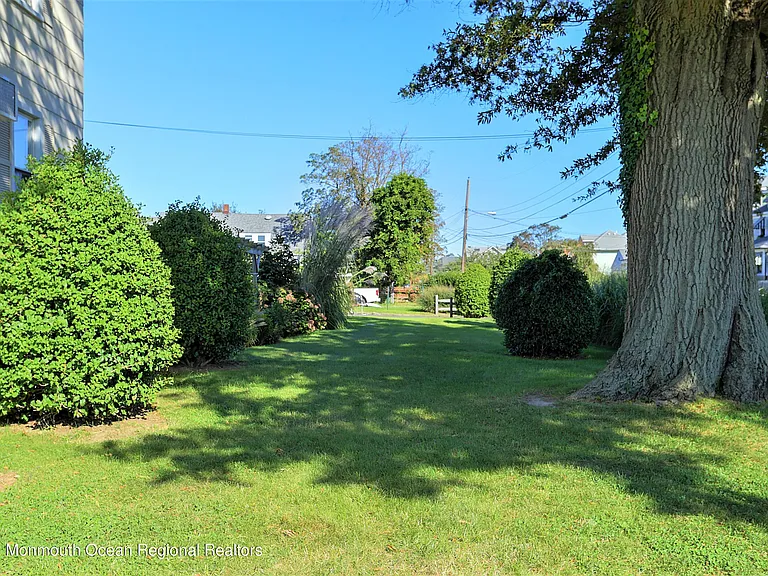 487 West St — Photo 44