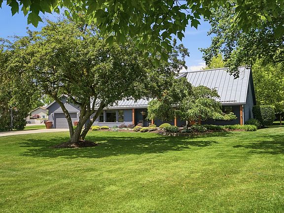 3rd image of 5540 Sunset Ct