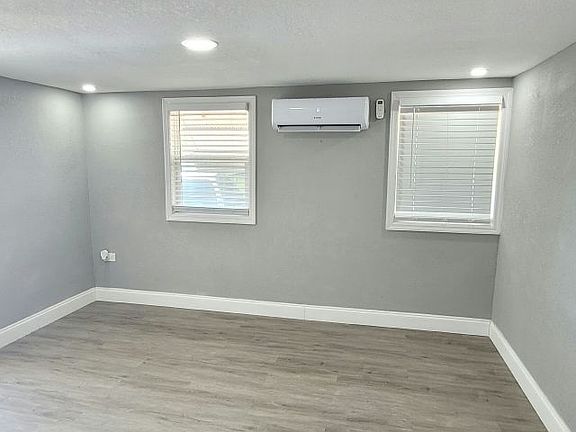 5th image of 3301 58th Ave N Lot 102