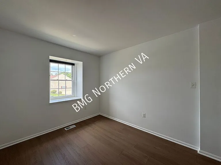 8763 Bretton Woods Dr — Photo 36