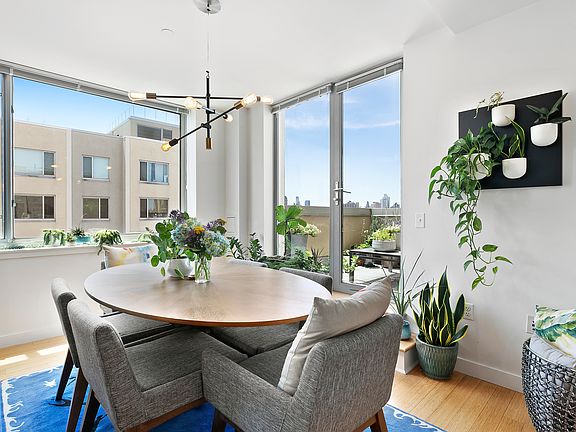 5th image of 40 W 116th St Penthouse A1102