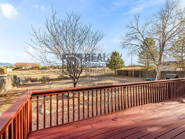 275 W Baldwyn Dr — Photo 26