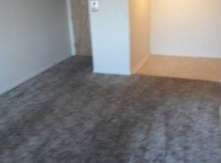 8511 22nd Ave APT 3, Kenosha, WI 53143