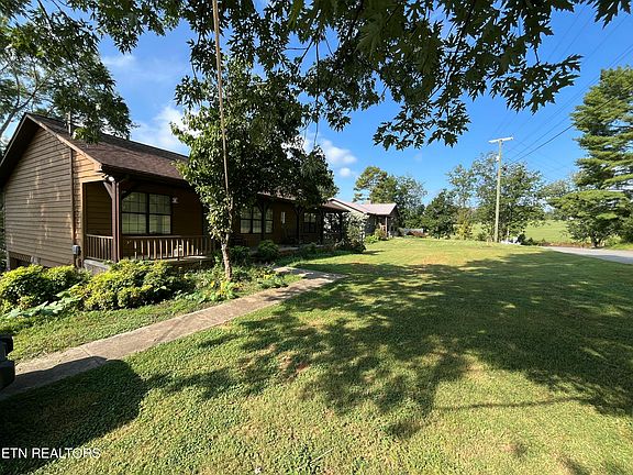 5th image of 204 Mohawk Cir