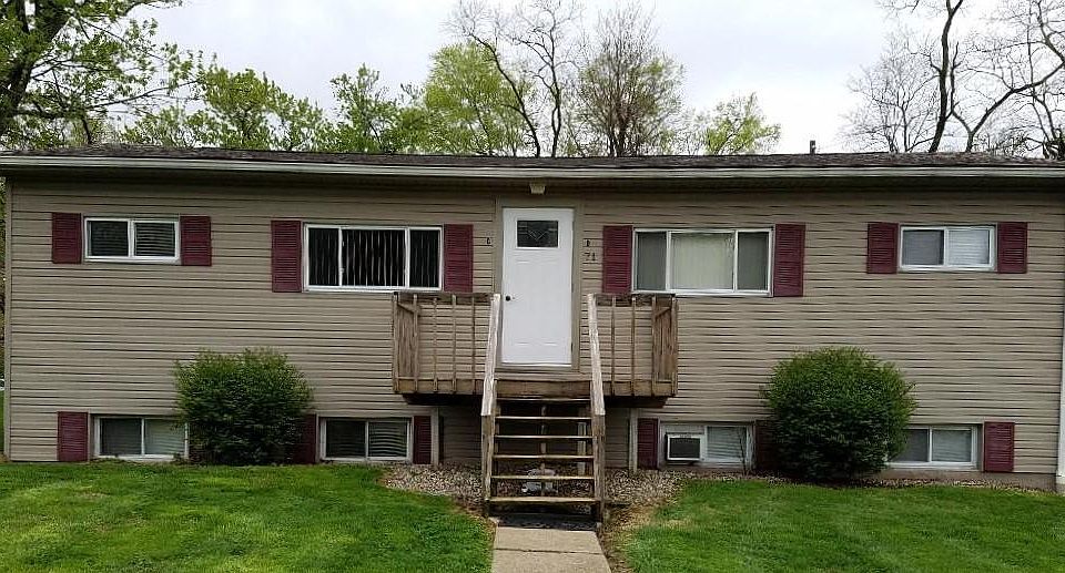 2nd image of 81 W North St #B