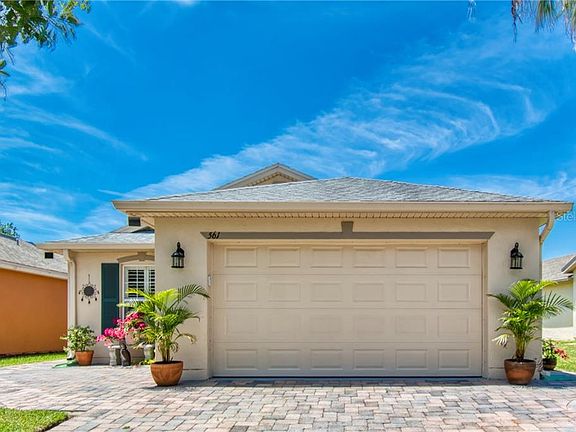 2nd image of 561 Grand Canal Dr