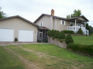 38 Navy Rd, Elkland, MO 65644