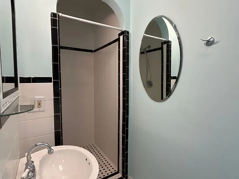 215 S Summit Ave — Photo 15