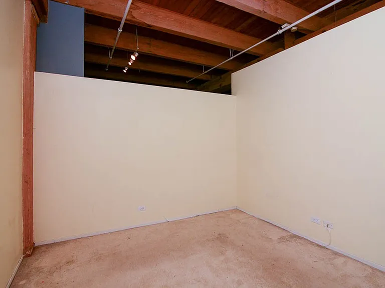 375 W Erie St #123 — Photo 15