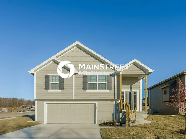 100 Samantha St, Raymore, MO 64083