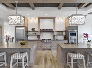 9810 Sky Ln, Eden Prairie, MN 55347