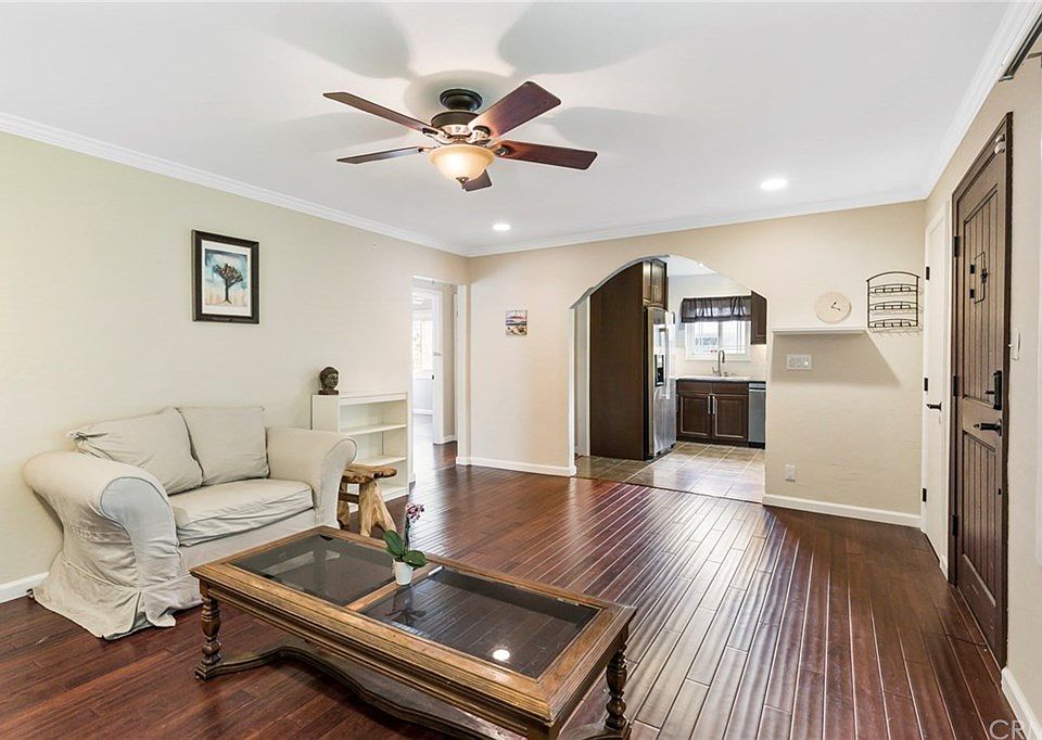 1st image of 2251 Poplar Ave