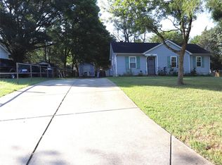9821 Garth Wood Rd, Charlotte, NC 28273