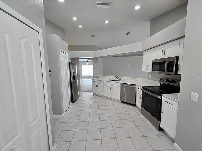 2721 Pankaw Ln — Photo 9