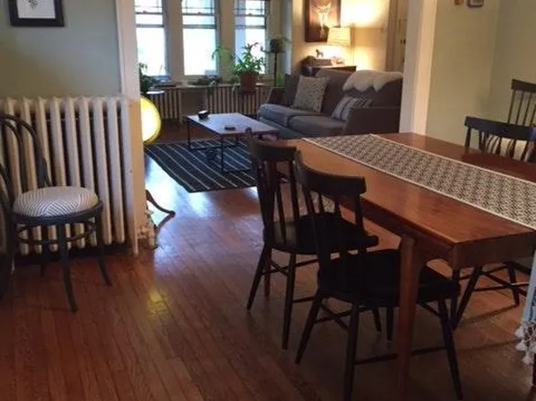 2922 N Hackett Ave Floor 1, Milwaukee, WI 53211