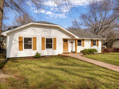 1205 E Samuel J Street, Ozark, MO, 65721