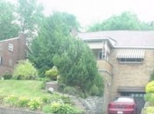 131 Clubvue Dr, West Mifflin, PA 15122