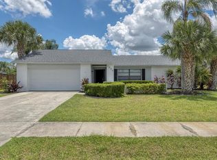 6659 Easton Dr, Sarasota, FL 34238