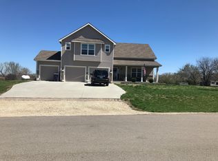 9104 Ridge Ln, Milford, KS 66514