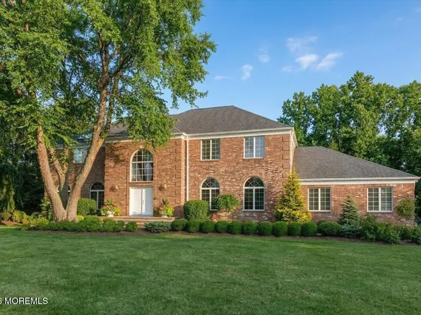 5 Tara Court, Holmdel, NJ 07733