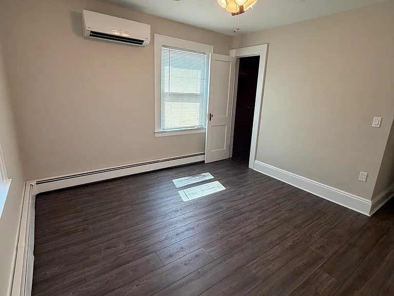 724 Teneyck Ave #2 — Photo 8